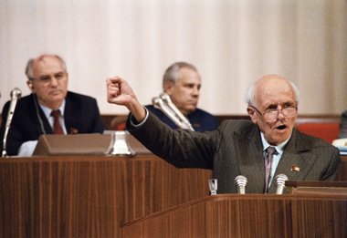 Андрей Сахаров на первом съезде народных депутатов СССР. 1989 год.