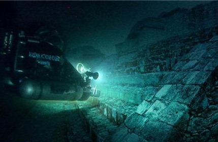 Загадочные Пирамиды на дне озера Фусянь (Китай)