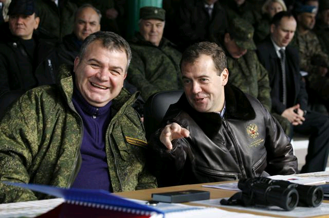 Контрразведка готовит Сердюкову и Медведеву «Дело Мистралей»?
