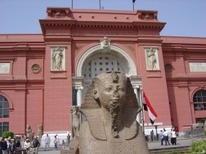 Разграбление Каирского и Багдадского музея или как фальсификаторы истории заметают следы