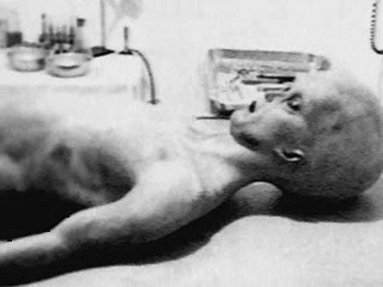 «Вскрытие инопланетянина»