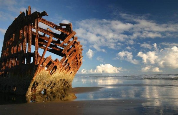 ВЕРНЫМ КУРСОМ, УКРАИНА!